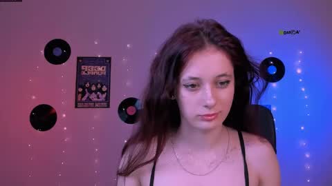 Snapshot of rina_gold_ chatting on May 31, 2026, 6:42 pm Rina online show from May 31, 2026, 6:42 pm