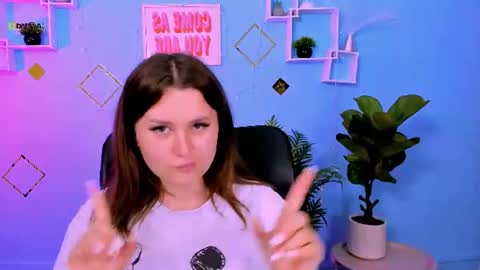 Snapshot of rina_gold_ chatting on June 21, 2026, 7:05 pm Rina online show from June 21, 2026, 7:05 pm