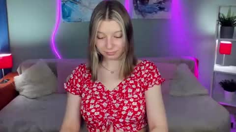 rinacake online show from July 5, 2026, 11:17 am