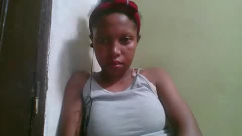 rinah654271 online show from April 26, 2026, 2:15 pm