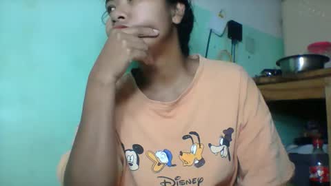 Snapshot of rinah856024 chatting on May 27, 2026, 4:53 am rinah856024 online show from May 27, 2026, 4:53 am