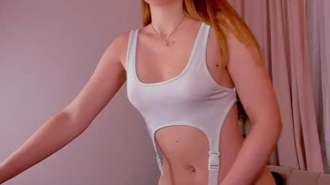 Rina online show from June 25, 2026, 12:32 am