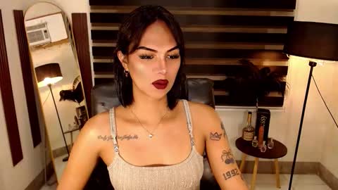 riri online show from October 14, 2025, 6:14 am