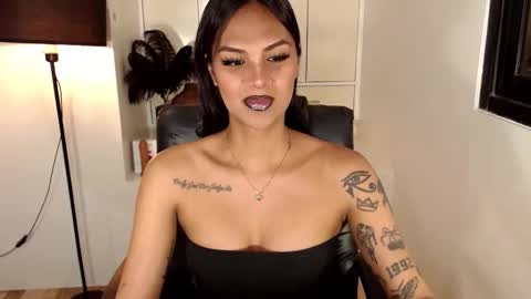 riri online show from March 16, 2026, 4:07 am