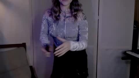 risha_laass online show from December 24, 2024, 9:33 pm