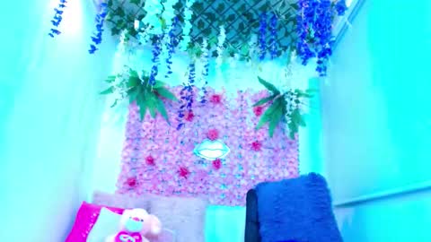 Snapshot of risitos_de_oro_ chatting on October 12, 2025, 8:46 am Risitos De Oro online show from October 12, 2025, 8:46 am