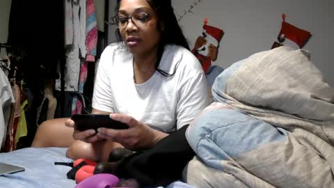 River Saint online show from February 8, 2025, 10:19 pm