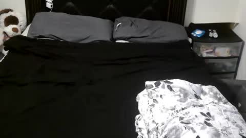 River Saint online show from September 21, 2025, 10:50 am