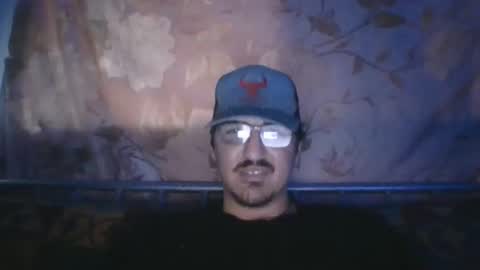 Snapshot of riviere2325 chatting on May 22, 2026, 11:43 pm LaLegende online show from May 22, 2026, 11:43 pm