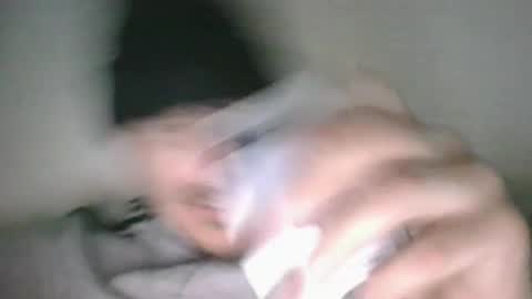 Snapshot of riviere2325 chatting on June 14, 2026, 5:04 pm LaLegende online show from June 14, 2026, 5:04 pm