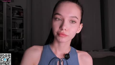 Rina online show from April 2, 2026, 7:22 pm