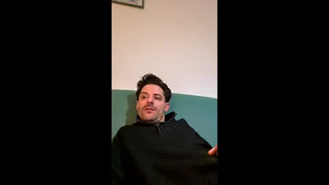 rizzo1980682473 online show from March 19, 2026, 9:08 pm