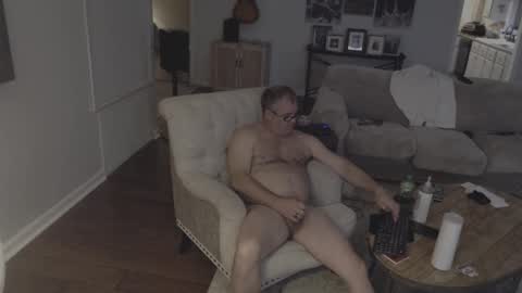 rjkelly6892 online show from March 31, 2026, 7:09 am