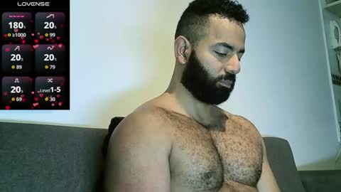 SebasRoa online show from July 28, 2026, 5:12 pm