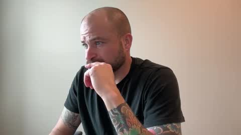 roadking1122 online show from December 4, 2025, 5:21 pm