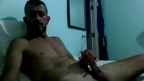 Snapshot of roadsidepicnic01 chatting on October 17, 2025, 9:45 am Daddy online show from October 17, 2025, 9:45 am