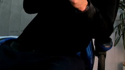Snapshot of roan_birkin chatting on June 30, 2026, 7:15 pm Roan Birkin online show from June 30, 2026, 7:15 pm