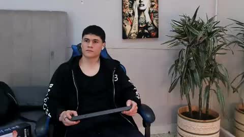 Snapshot of roan_birkin chatting on July 10, 2026, 7:27 pm Roan Birkin online show from July 10, 2026, 7:27 pm