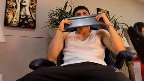 Snapshot of roan_birkin chatting on July 13, 2026, 7:38 pm Roan Birkin online show from July 13, 2026, 7:38 pm