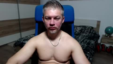 Snapshot of robbyshawz chatting on May 11, 2026, 5:02 am robbyshawz online show from May 11, 2026, 5:02 am