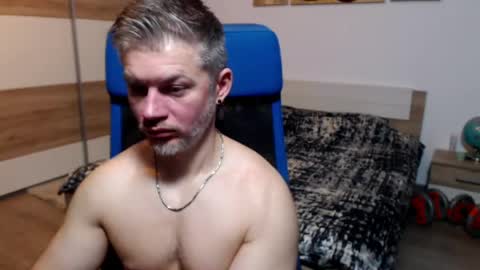 Snapshot of robbyshawz chatting on May 19, 2026, 7:37 am robbyshawz online show from May 19, 2026, 7:37 am