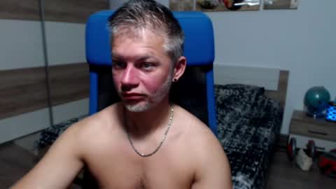 Snapshot of robbyshawz chatting on July 9, 2026, 4:49 am robbyshawz online show from July 9, 2026, 4:49 am