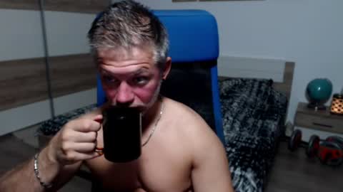 Snapshot of robbyshawz chatting on July 15, 2026, 5:02 am robbyshawz online show from July 15, 2026, 5:02 am