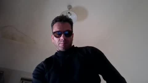 roberpierre_ho online show from February 18, 2026, 11:11 pm