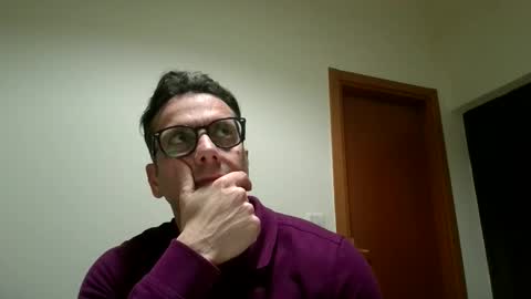 Snapshot of roberpierre_ho chatting on May 13, 2026, 8:38 pm roberpierre_ho online show from May 13, 2026, 8:38 pm