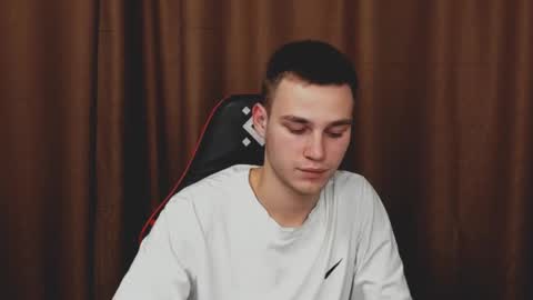 Snapshot of robert10211 chatting on December 24, 2024, 4:40 pm robert10211 online show from December 24, 2024, 4:40 pm