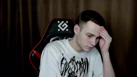 Snapshot of robert10211 chatting on February 13, 2025, 7:21 pm robert10211 online show from February 13, 2025, 7:21 pm