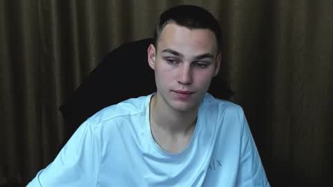 Snapshot of robert10211 chatting on September 8, 2025, 8:08 pm robert10211 online show from September 8, 2025, 8:08 pm