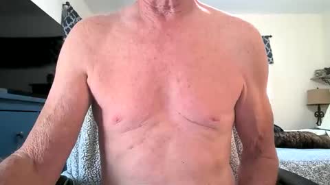 Snapshot of robert45556 chatting on October 22, 2025, 8:08 pm robert online show from October 22, 2025, 8:08 pm