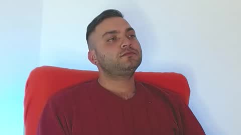 Stiven - online show from October 28, 2025, 7:49 pm