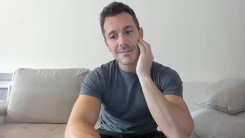 roberto4ever online show from February 12, 2026, 6:41 am