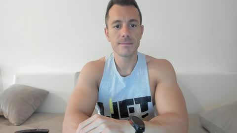 roberto4ever online show from May 28, 2026, 4:21 am