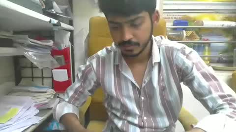 Snapshot of robertsalia220 chatting on February 7, 2025, 10:50 am Robertsalia online show from February 7, 2025, 10:50 am