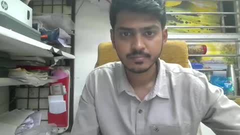 Snapshot of robertsalia220 chatting on December 19, 2025, 12:01 pm Robertsalia online show from December 19, 2025, 12:01 pm