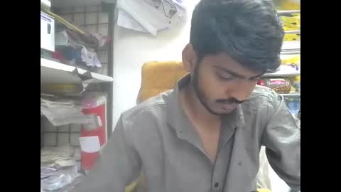 Snapshot of robertsalia220 chatting on February 13, 2026, 11:50 am Robertsalia online show from February 13, 2026, 11:50 am