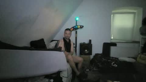 zenek robert online show from July 5, 2026, 5:47 am