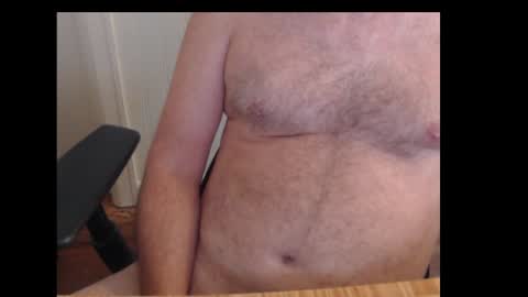 robidan6923 online show from December 11, 2024, 3:58 pm