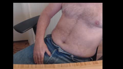 robidan6923 online show from December 13, 2024, 2:49 pm