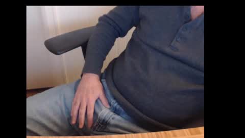 robidan6923 online show from January 10, 2025, 7:00 pm