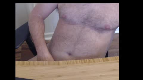 robidan6923 online show from February 12, 2025, 8:40 pm