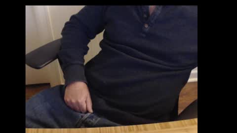 robidan6923 online show from February 16, 2025, 11:26 pm