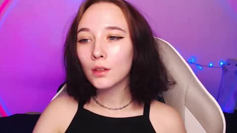 Snapshot of robin_yours chatting on March 9, 2025, 3:05 pm Robin your online show from March 9, 2025, 3:05 pm