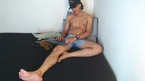 Snapshot of robisson_zack chatting on March 7, 2026, 8:33 am Robisson Zack online show from March 7, 2026, 8:33 am