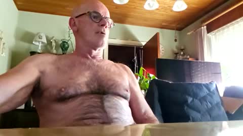 Snapshot of robke1966 chatting on March 3, 2026, 7:25 am robke1966 online show from March 3, 2026, 7:25 am