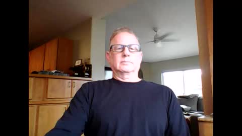 Snapshot of robo0000 chatting on January 7, 2026, 7:05 pm robo0000 online show from January 7, 2026, 7:05 pm