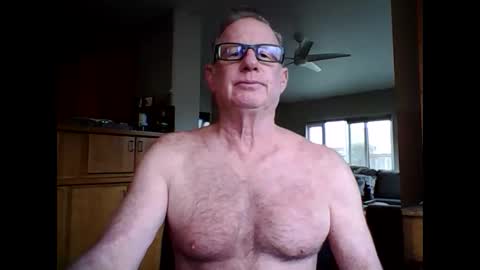 Snapshot of robo0000 chatting on March 3, 2026, 7:31 pm robo0000 online show from March 3, 2026, 7:31 pm